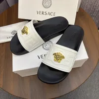$42.00 USD Versace Slippers For Men #1435251