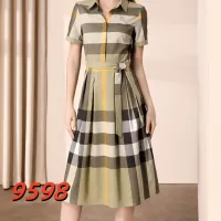 $85.00 USD Burberry Dresses Short Sleeved For Women #1440054