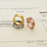 $25.00 USD Van Cleef & Arpels Rings In Gold For Women #1440687