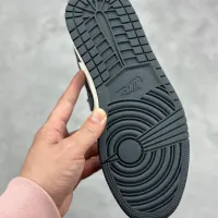 $88.00 USD Air Jordan 1 I For Men #1441574