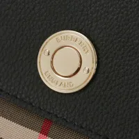 $102.00 USD Burberry AAA Quality Messenger Bags For Women #1443032