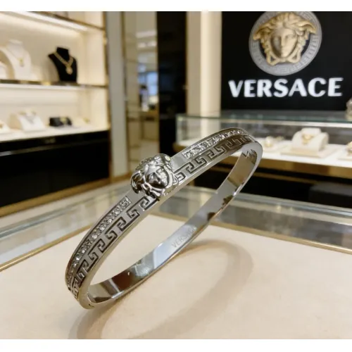Versace Bracelets #1449312