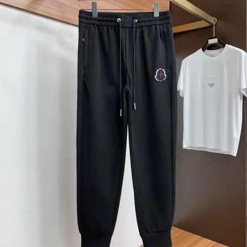 Moncler Pants For Men #1450205