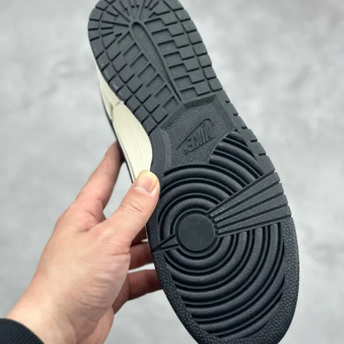 Replica Nike SB Dunk-Low For Men #1451517 $76.00 USD for Wholesale