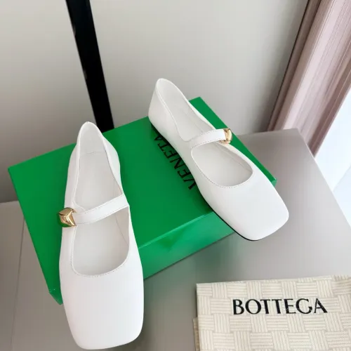 Replica Bottega Veneta BV Flat Shoes For Women #1454085 $118.00 USD for Wholesale