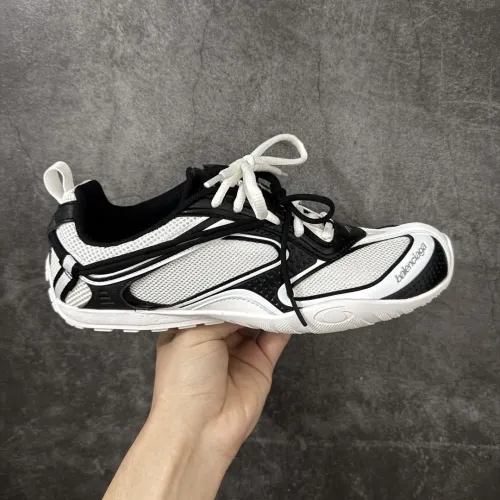 Replica Balenciaga Casual Shoes For Men #1454575 $115.00 USD for Wholesale