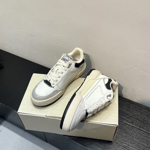 Replica Golden Goose Casual Shoes For Women #1455359 $112.00 USD for Wholesale