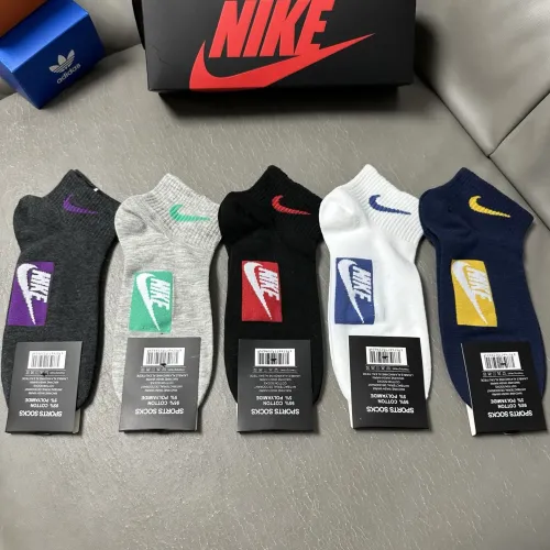 Replica Nike Socks #1457028 $25.00 USD for Wholesale