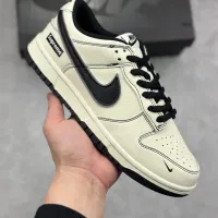 $76.00 USD Nike SB Dunk-Low For Women #1451516