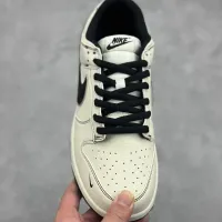 $76.00 USD Nike SB Dunk-Low For Men #1451517
