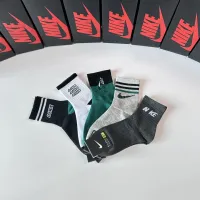 $27.00 USD Nike Socks #1456817