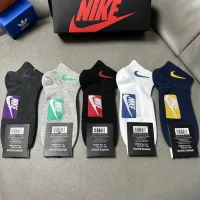 $25.00 USD Nike Socks #1457028