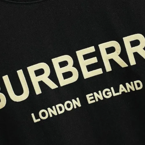 Replica Burberry T-Shirts Short Sleeved For Unisex #1459357 $45.00 USD for Wholesale