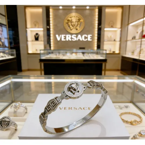 Versace Bracelets #1459985