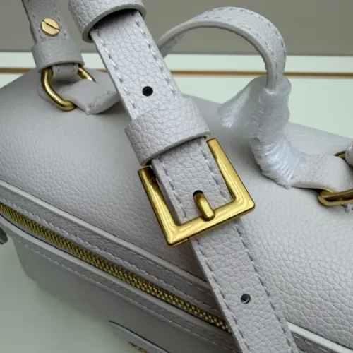 Replica Burberry AAA Quality Messenger Bags For Women #1460285 $98.00 USD for Wholesale