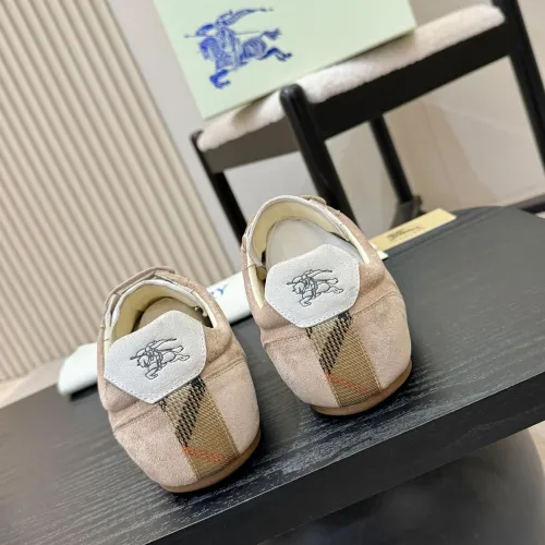 Replica Burberry Casual Shoes For Women #1462302 $105.00 USD for Wholesale