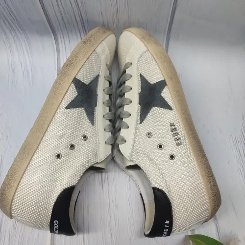 Replica Golden Goose Casual Shoes For Women #1462745 $98.00 USD for Wholesale