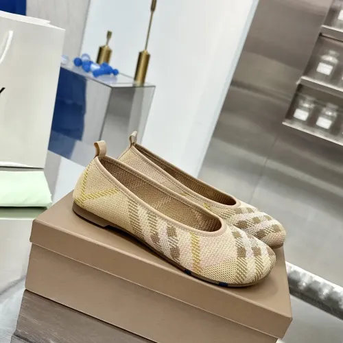 Replica Burberry Flat Shoes For Women #1462805 $76.00 USD for Wholesale