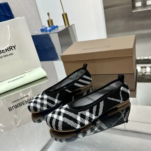 Burberry Flat Shoes For Women #1462807