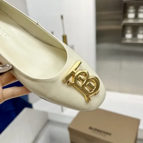 Replica Burberry Flat Shoes For Women #1462849 $85.00 USD for Wholesale