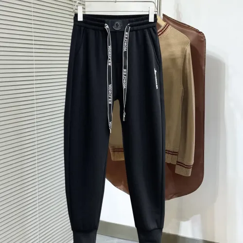 Moncler Pants For Men #1464599