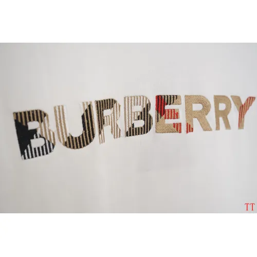 Replica Burberry T-Shirts Short Sleeved For Unisex #1467890 $32.00 USD for Wholesale
