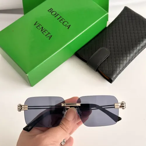 Bottega Veneta AAA Quality Sunglasses #1468395