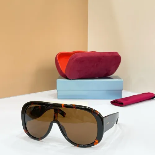 Gucci AAA Quality Sunglasses #1468435