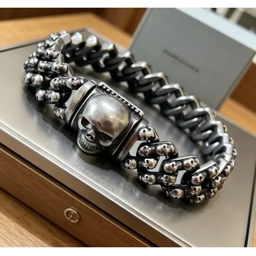 Balenciaga Bracelets For Men #1468763