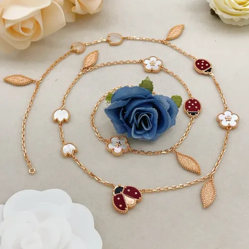 Replica Van Cleef & Arpels Necklaces For Women #1468815 $80.00 USD for Wholesale