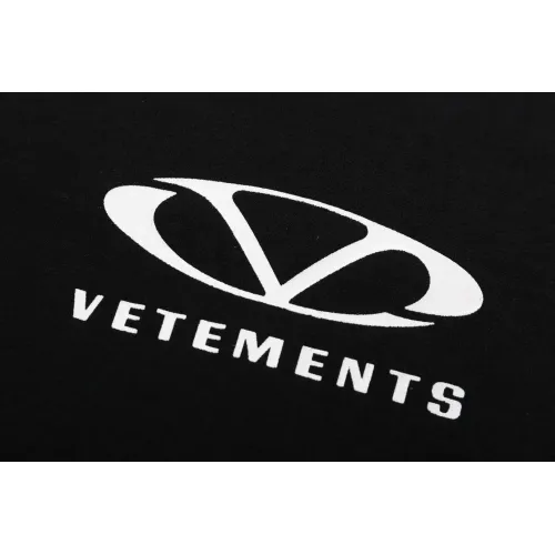 Replica VETEMENTS T-Shirts Short Sleeved For Unisex #1470494 $36.00 USD for Wholesale