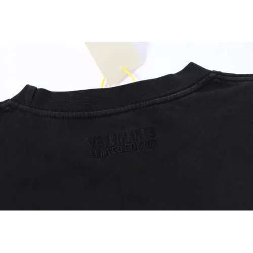 Replica VETEMENTS T-Shirts Short Sleeved For Unisex #1470594 $36.00 USD for Wholesale