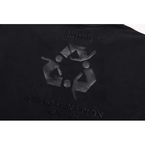 Replica VETEMENTS T-Shirts Short Sleeved For Unisex #1470751 $40.00 USD for Wholesale