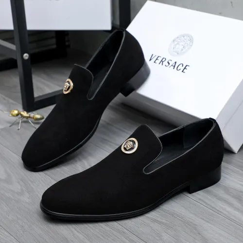 Versace Leather Shoes For Men #1470800