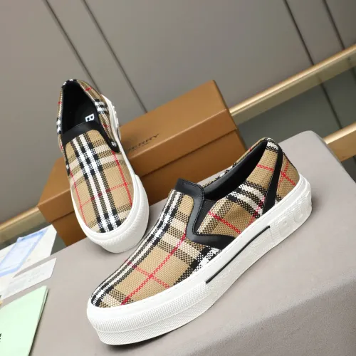 Burberry Casual Shoes For Men #1471076