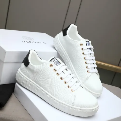 Versace Casual Shoes For Men #1471572