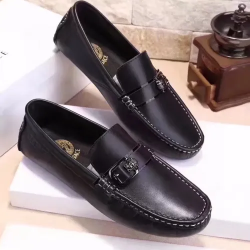 Versace Leather Shoes For Men #1472338