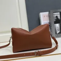 $96.00 USD Celine AAA Quality Messenger Bags For Women #1460029
