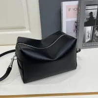 $96.00 USD Celine AAA Quality Messenger Bags For Women #1460031