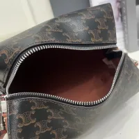 $96.00 USD Celine AAA Quality Messenger Bags For Women #1460032