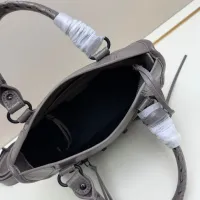 $105.00 USD Balenciaga AAA Quality Handbags For Women #1460404