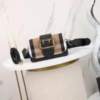 $96.00 USD Burberry AAA Quality Messenger Bags For Women #1460600