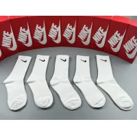 $29.00 USD Nike Socks #1461097
