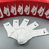 $29.00 USD Nike Socks #1461097
