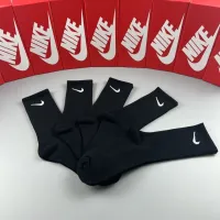 $29.00 USD Nike Socks #1461098