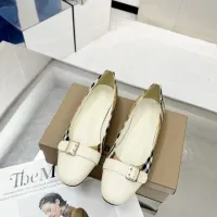 $85.00 USD Burberry Flat Shoes For Women #1462844