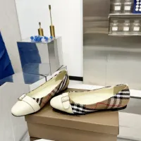 $85.00 USD Burberry Flat Shoes For Women #1462846