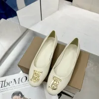 $85.00 USD Burberry Flat Shoes For Women #1462849