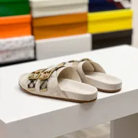 $64.00 USD Burberry Slippers For Men #1463212