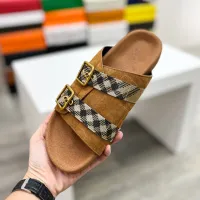 $64.00 USD Burberry Slippers For Men #1463213